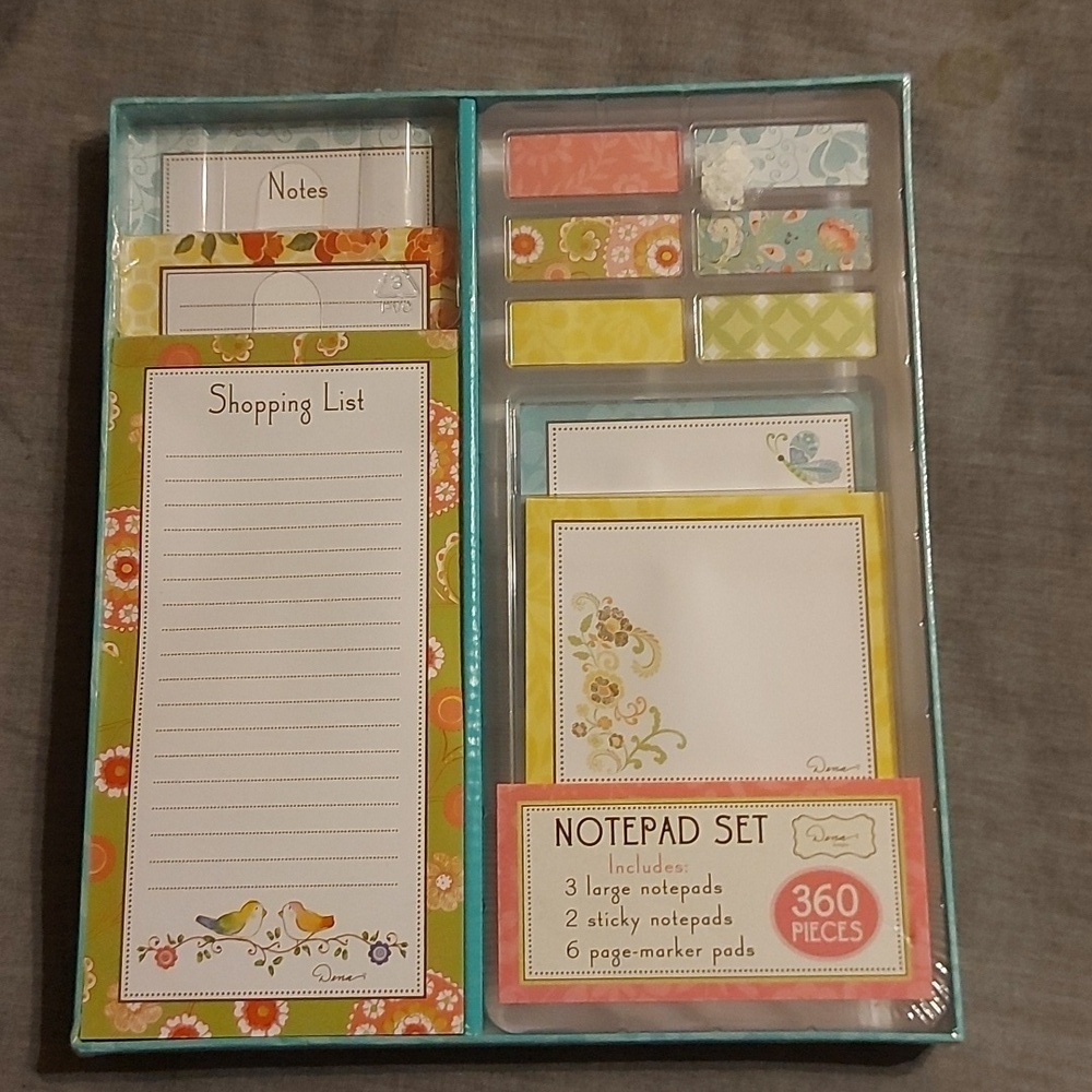 Dena Designs Notepad Set - Picture 1 of 3